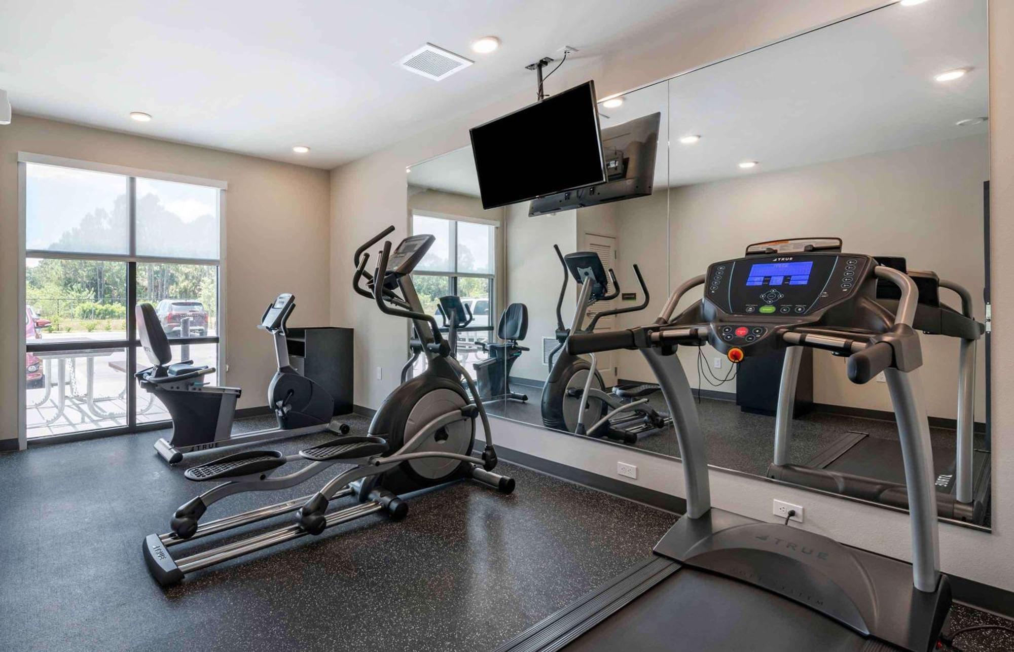 Extended Stay America Premier Suites - Tampa - Fairgrounds - Casino Bagian luar foto